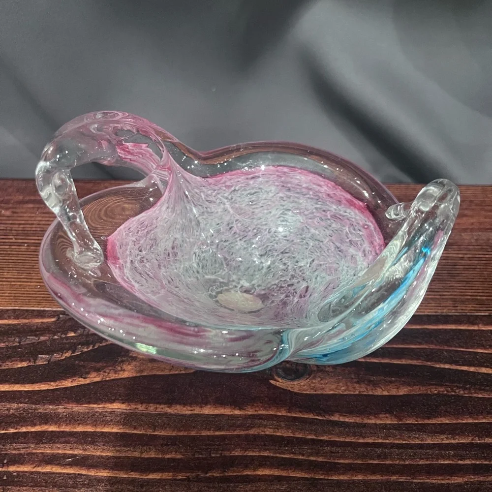 Murano Made in Italy Handblown Glass Swan Shaped Figure &‎ Bowl.